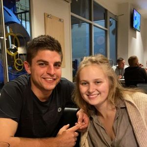 Meet your Posher, Paris